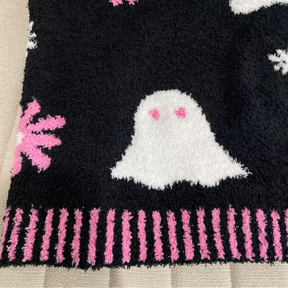 NEW‎ Novogratz Kids Halloween Ghost Throw Blanket Black Pink Recycled Polyester
